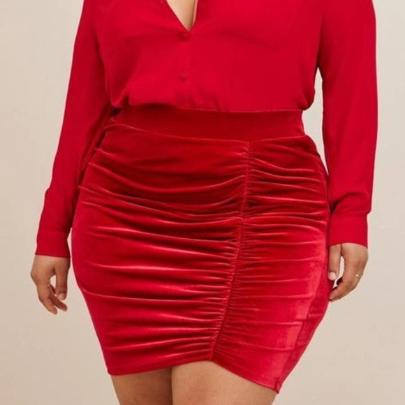 NEW Torrid At The Knee Velvet Cinched Bodycon Skirt‎ 3 3X Red Holiday NWT - Picture 1 of 11